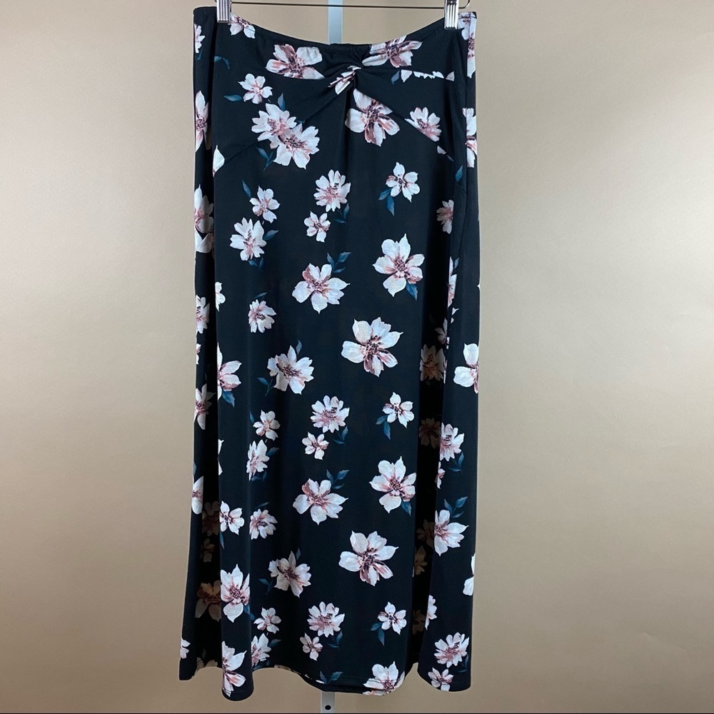 GNW Size Large Floral Soft Floral Strapless Dress Buttery Spring Wedding